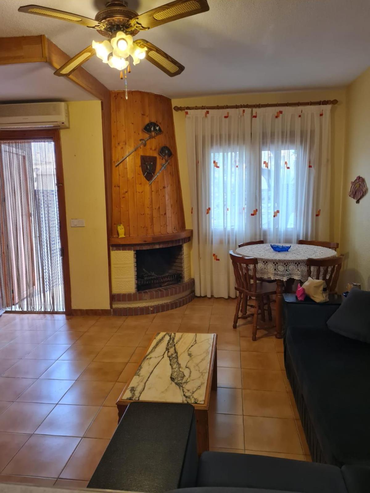 Chalet Adosado Unifamiiar Rocasol Beach Torrevieja Exterior photo